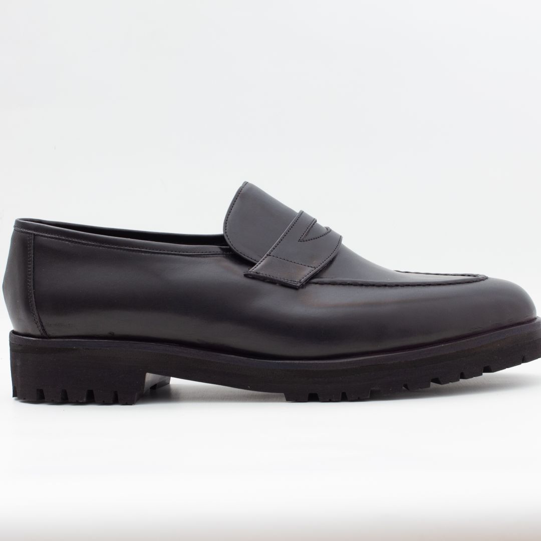 mocasin-track-24