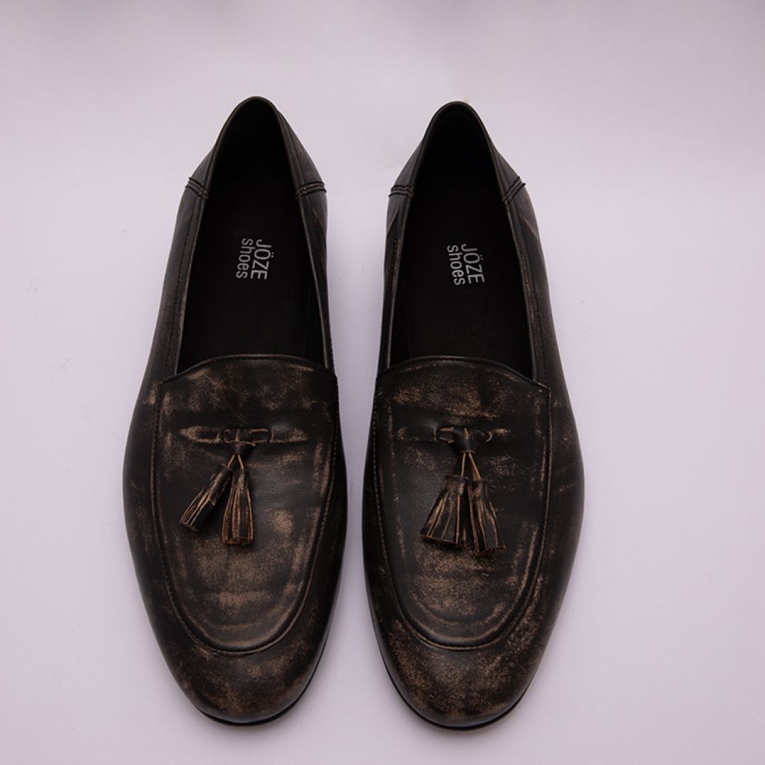 mocasin-con-borlas-33